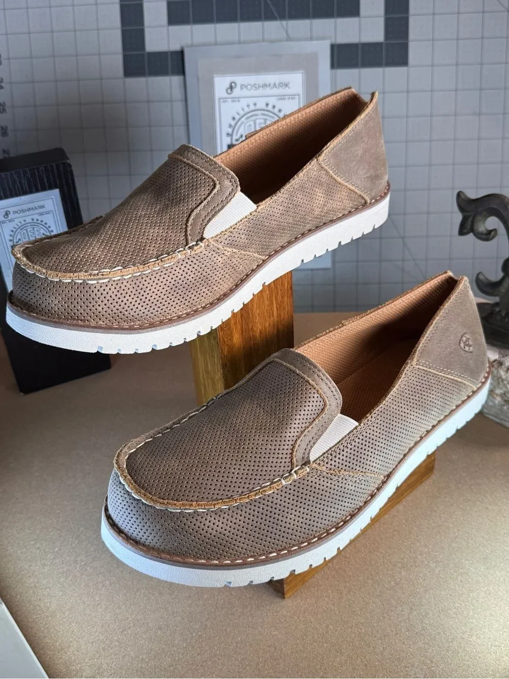 ARIAT®  |  WOMENS  |  LEATHER SLIP ON  |  NEW  |